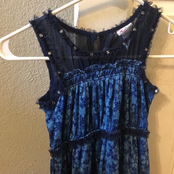 Girls size 7/8 dresses. - Picture 4 of 4